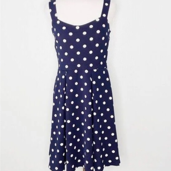 NWT!!! Kaileigh Navy and White Polka Dot Sleeveless Dress, Size M - Picture 1 of 9